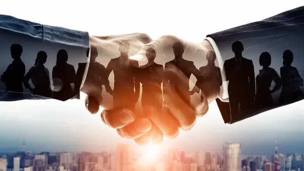 تساعد الأنشطة الدولية الشركات على بناء شراكات استراتيجية والتعاون مع الشركات الدولية