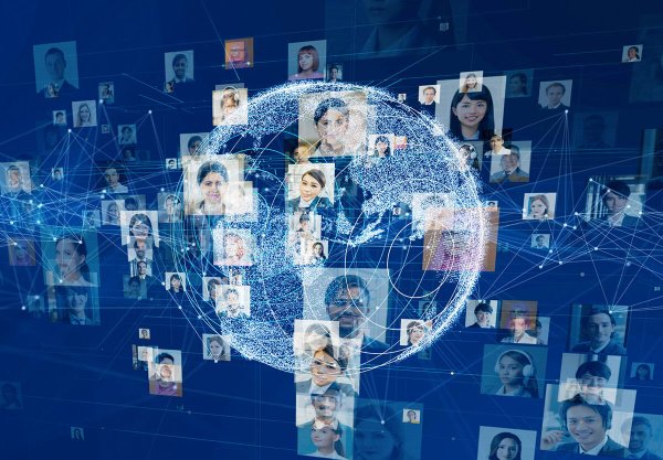 لماذا من الضروري تدريب الموارد البشرية المؤهلة دوليًا؟