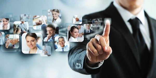 التواصل والعمل بفعالية في بيئة متعددة الثقافات